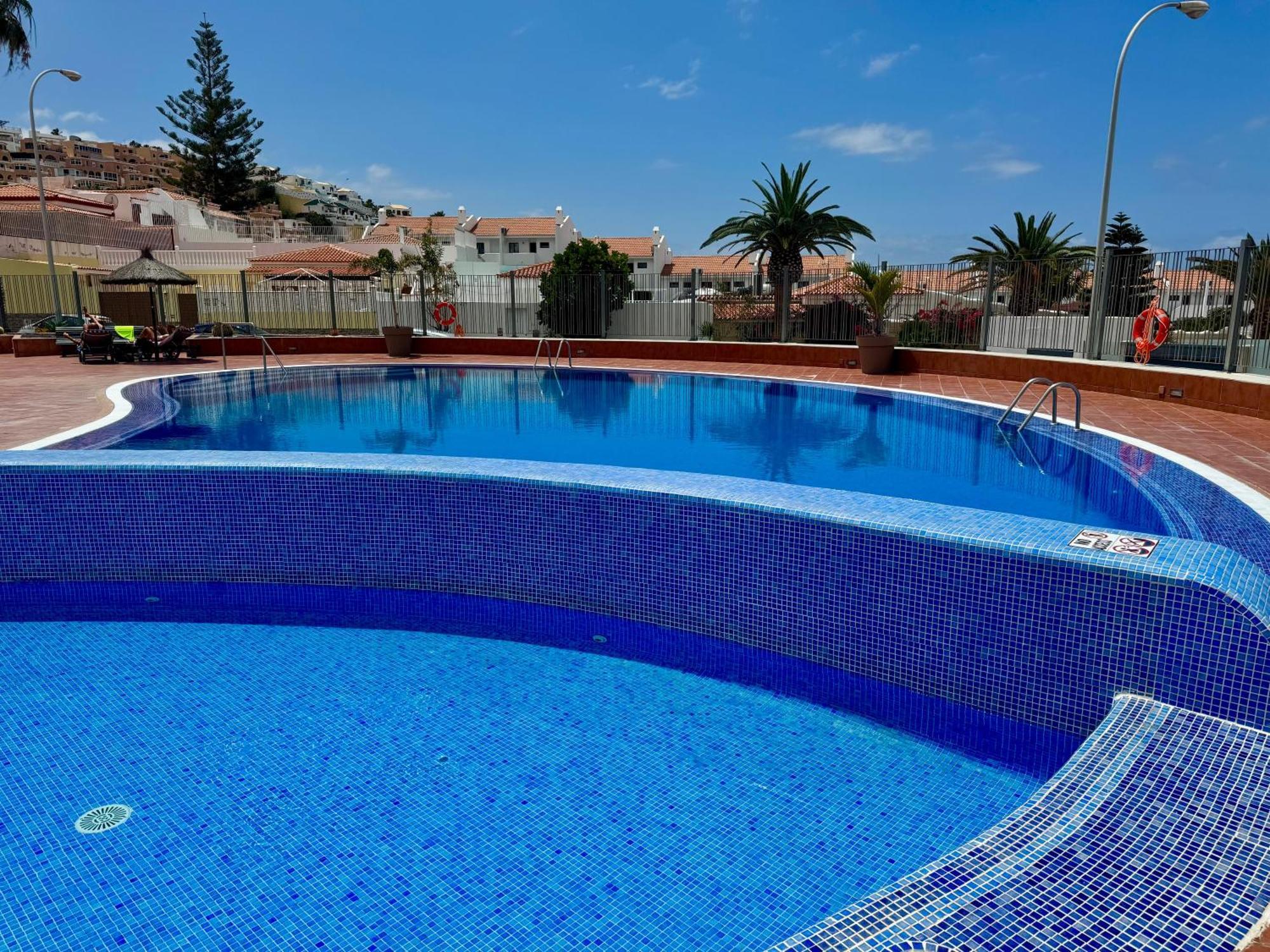 Stunning Apartments With Pool Tenerife アデヘ エクステリア 写真