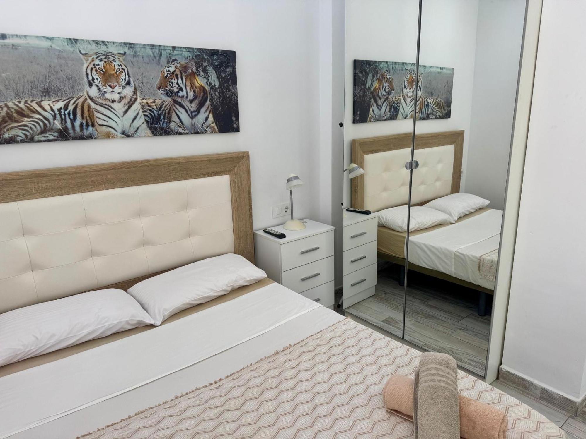 Stunning Apartments With Pool Tenerife アデヘ エクステリア 写真