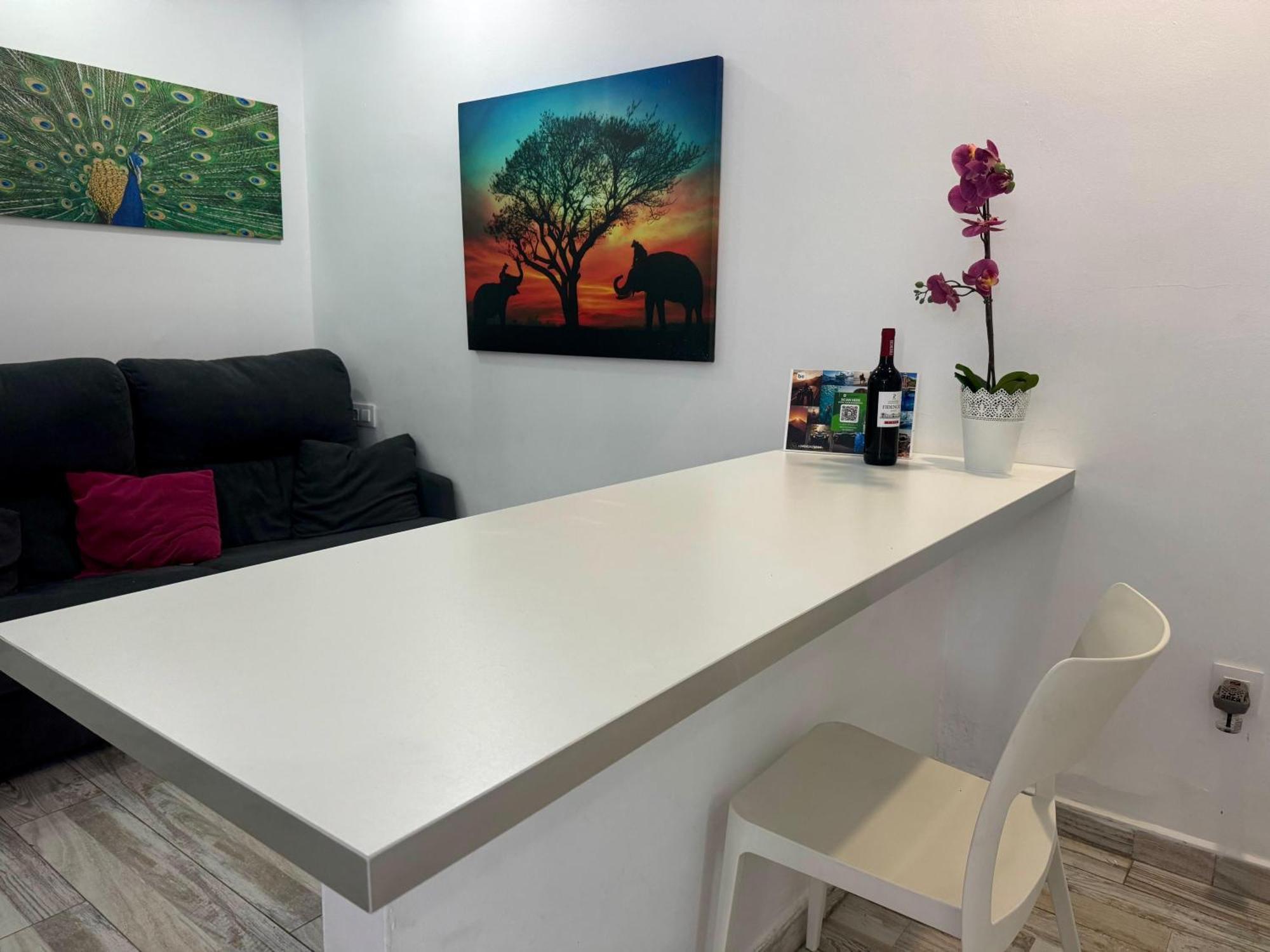 Stunning Apartments With Pool Tenerife アデヘ エクステリア 写真