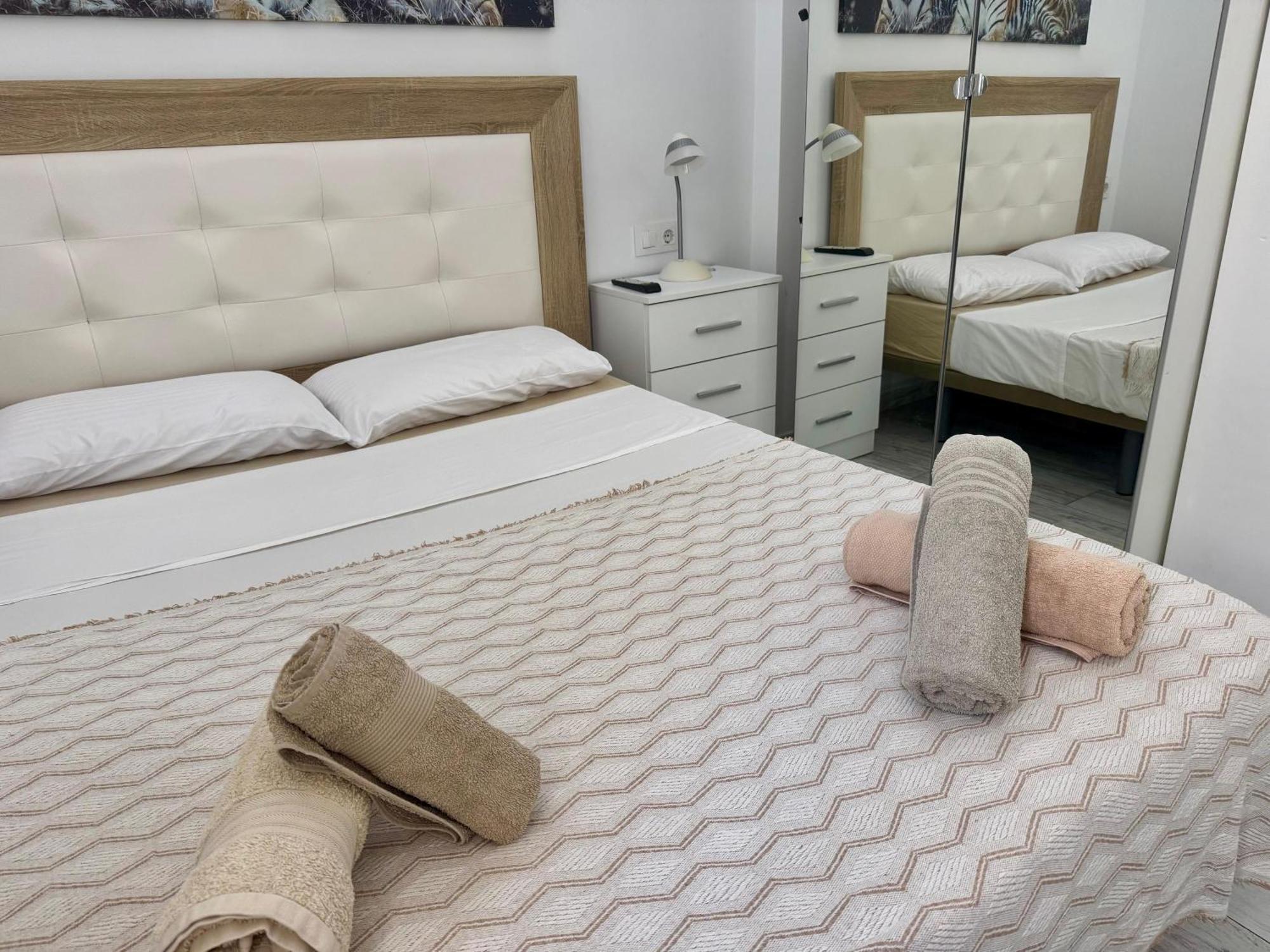 Stunning Apartments With Pool Tenerife アデヘ エクステリア 写真